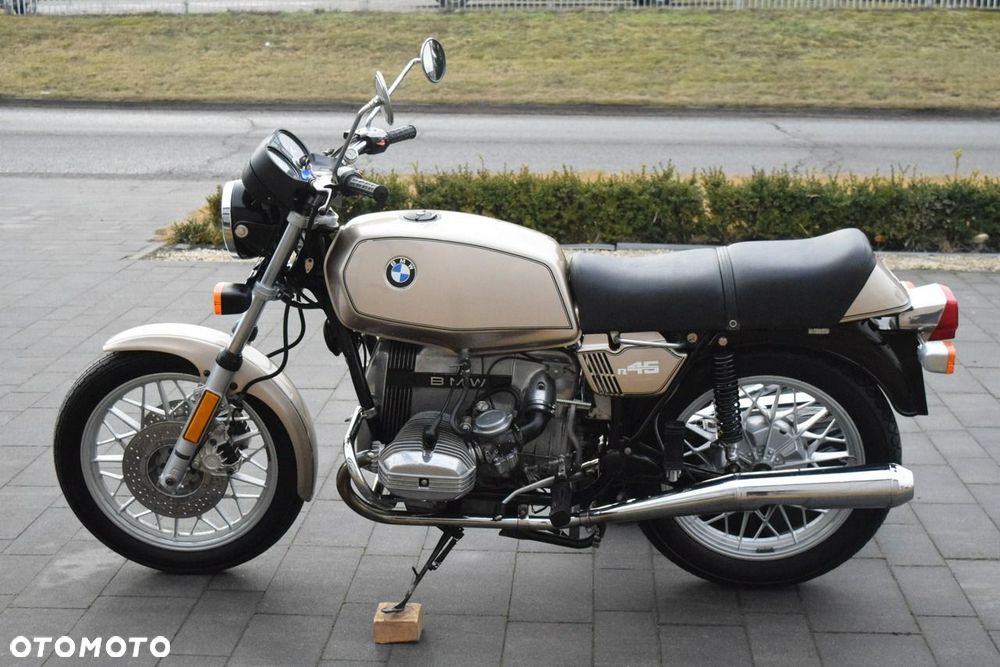 BMW R - 12