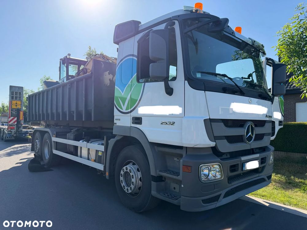 Mercedes-Benz Actros  2532 - 1