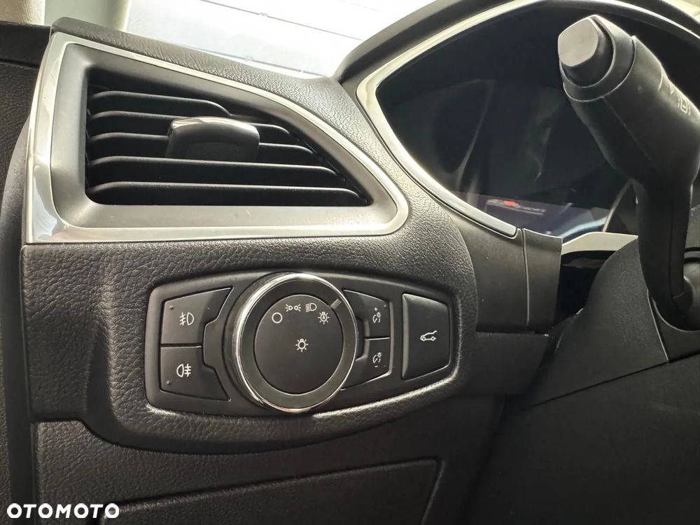 Ford S-Max 2.0 TDCi Titanium PowerShift - 35