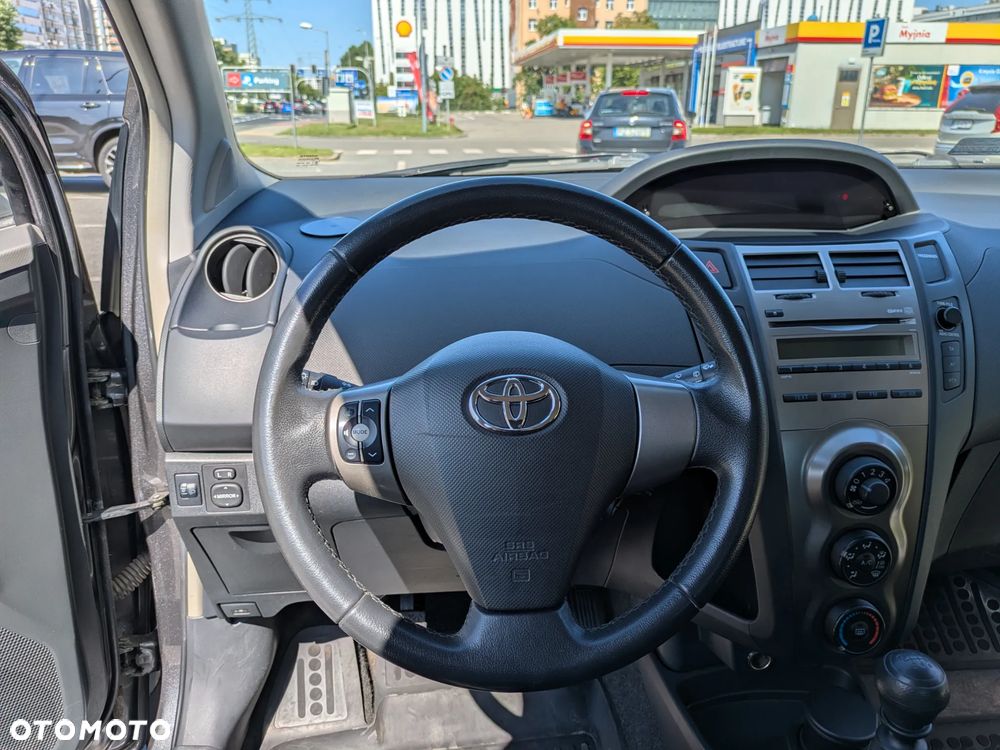 Toyota Yaris 1.33 Luna - 13