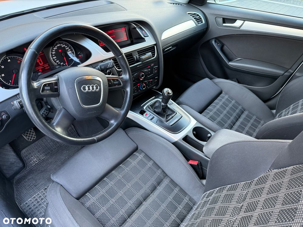 Audi A4 2.0 TDI - 6