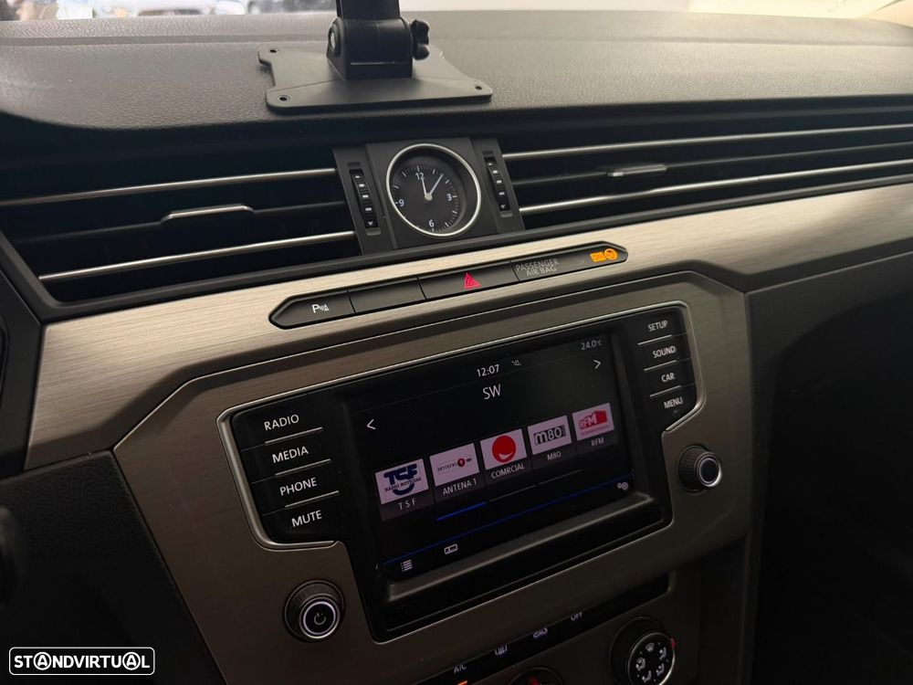 VW Passat Variant 1.6 TDI Highline - 8