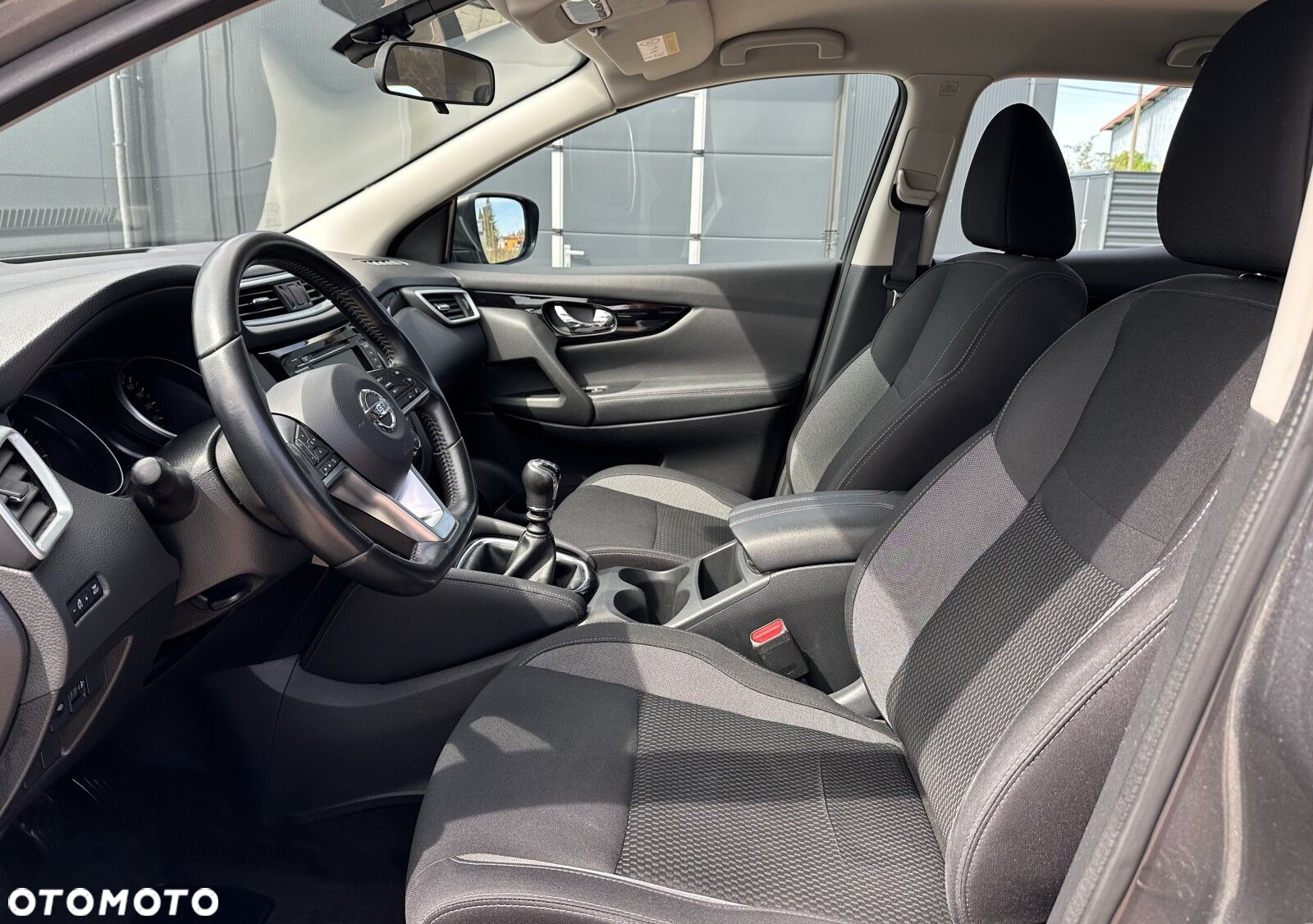 Nissan Qashqai 1.3 DIG-T Acenta - 29