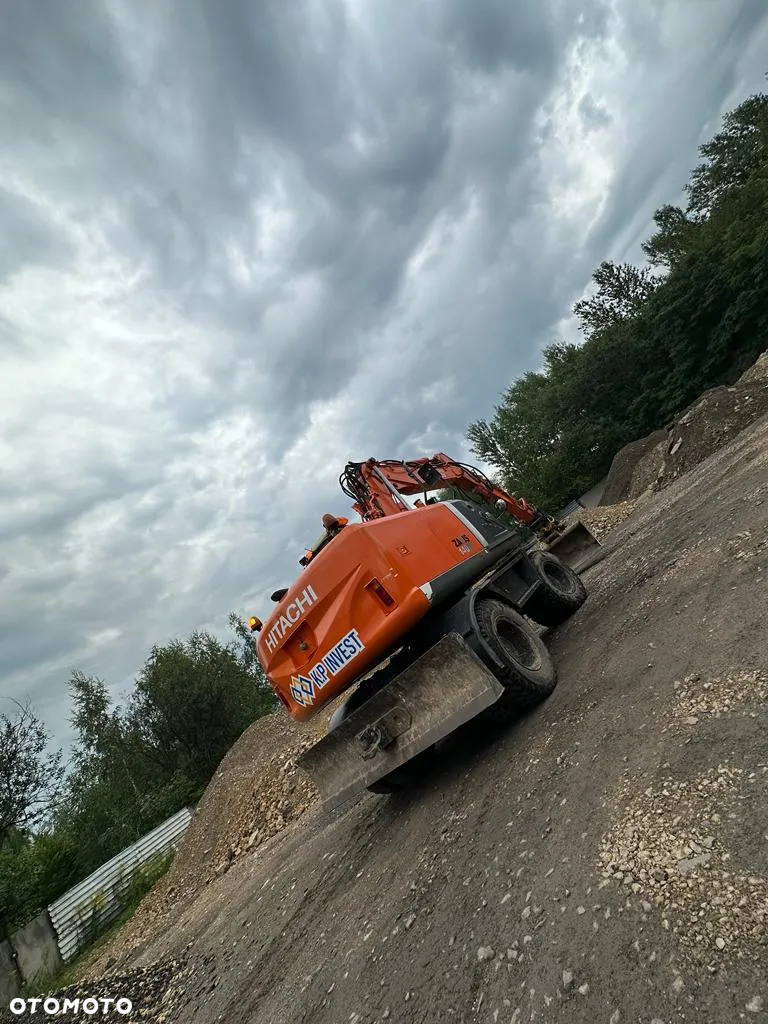 Hitachi ZX140 - 12