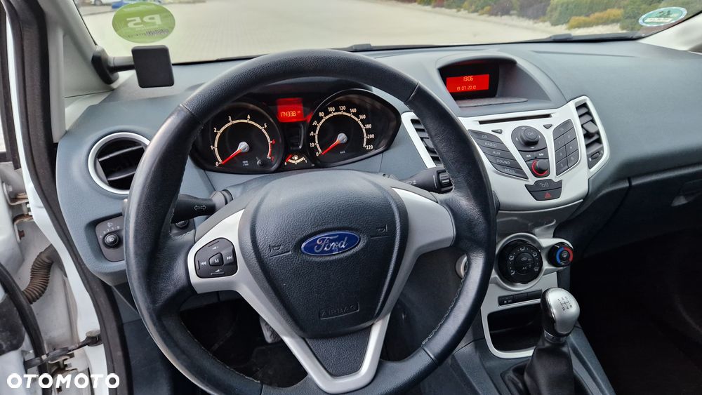 Ford Fiesta 1.6 Ti-VCT Sport - 25