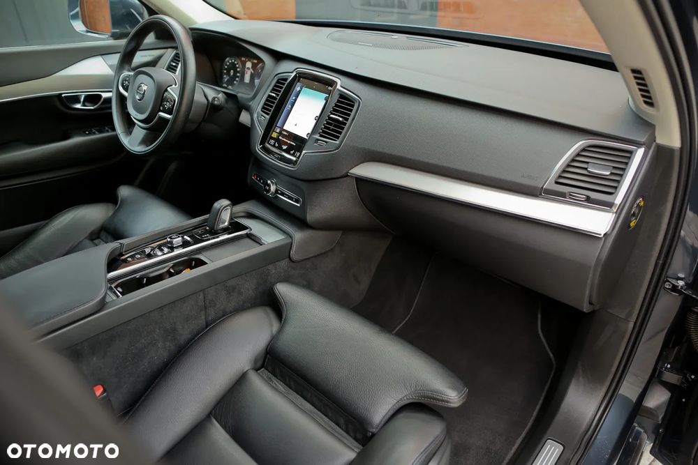 Volvo XC 90 B5 D AWD Geartronic Inscription - 25