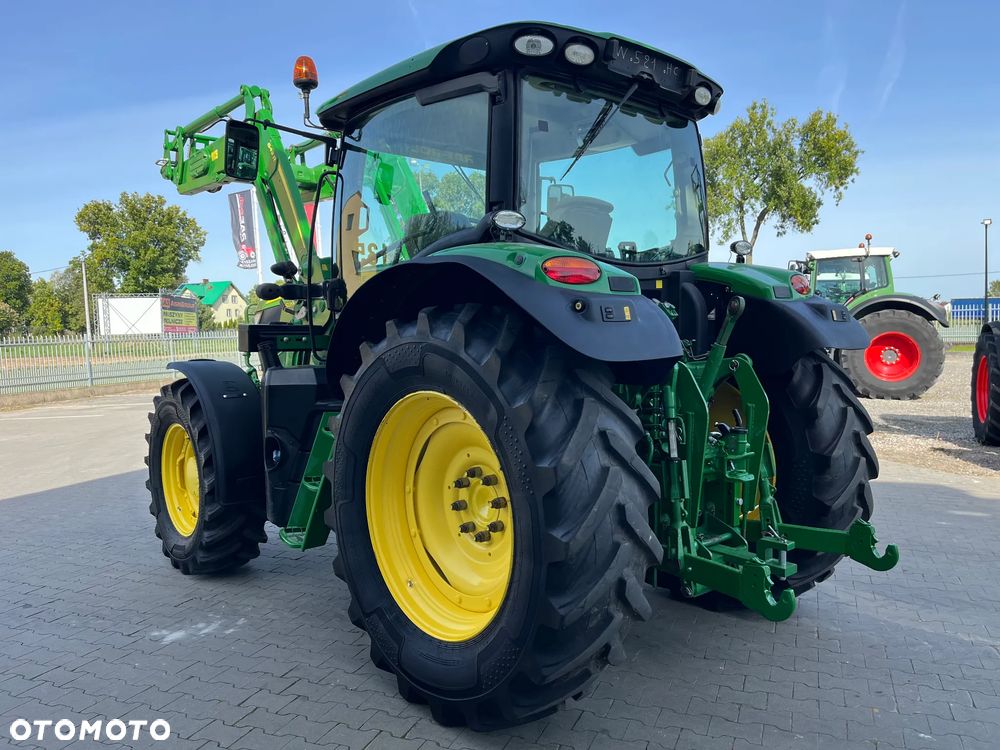 John Deere 6135 R - 6