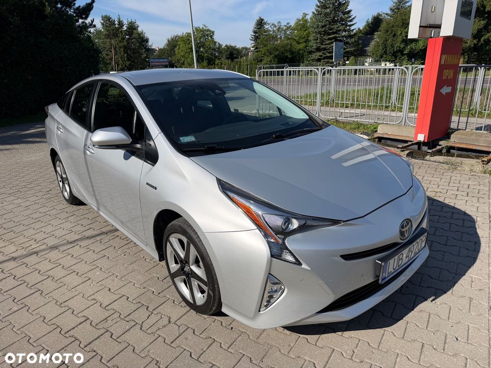 Toyota Prius 1.8 Hybrid Premium - 2