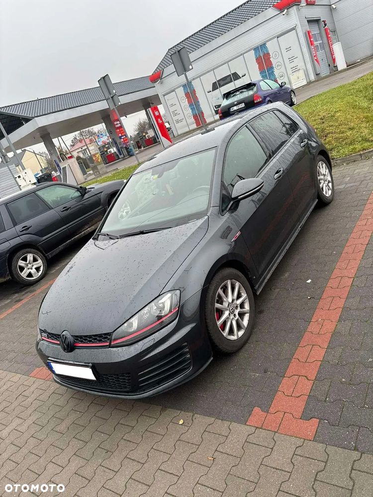 Volkswagen Golf 2.0 TSI BMT GTI - 32