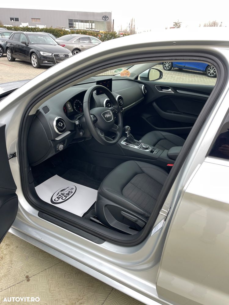 Audi A3 1.4 TFSI Stronic Ambition - 28