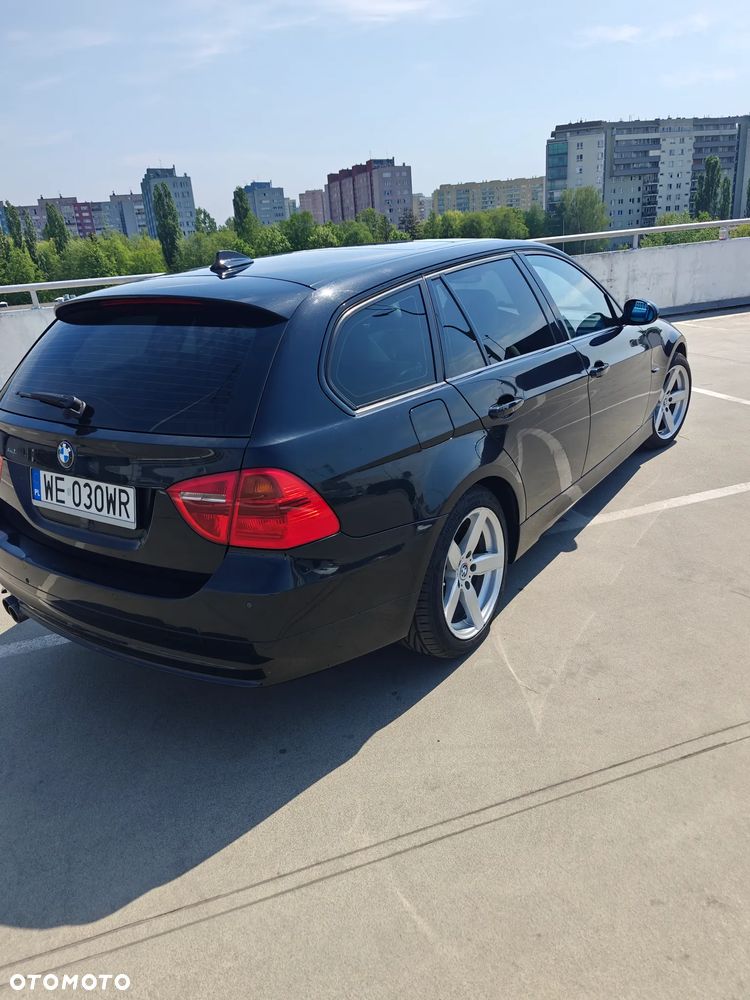 BMW Seria 3 325xi - 5