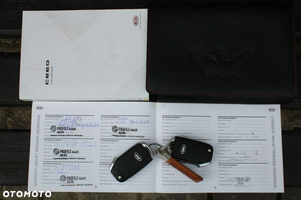 Kia Ceed 1.5 T-GDI Business Line - 30