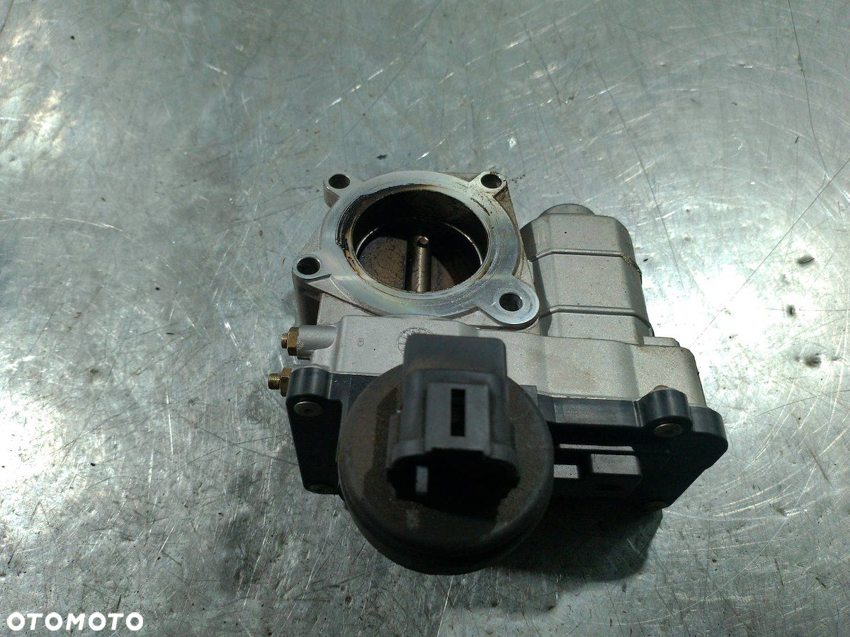 PRZEPUSTNICA NISSAN MICRA K12 ( 02-10 ) SERA576-02 1.2 B - 8