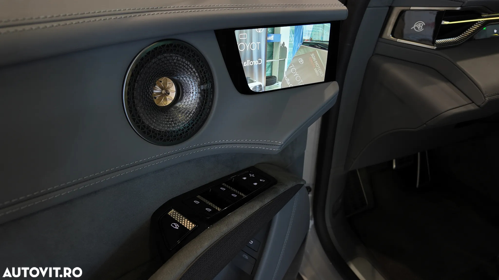 Lotus Eletre 900 Sport Carbon - 22