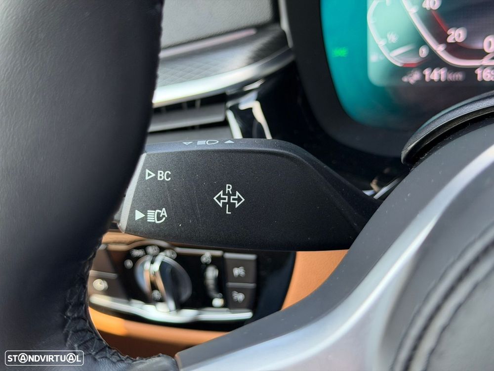 BMW 520 e Pack M — fotografia 33