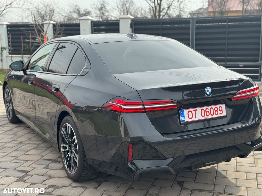 BMW Seria 5 520i Aut. - 15