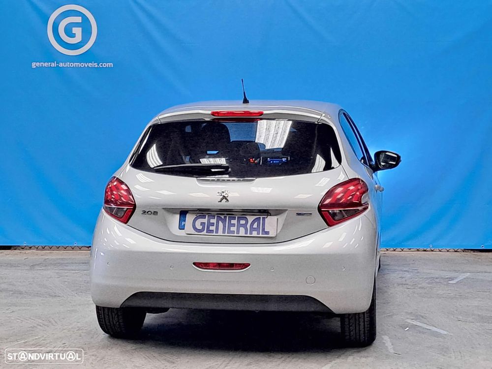 Peugeot 208 1.2 PureTech Style - 4