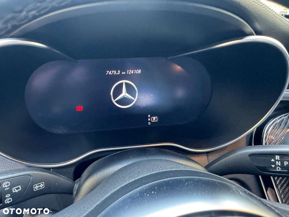 Mercedes-Benz GLC 300 d 4Matic 9G-TRONIC AMG Line - 21