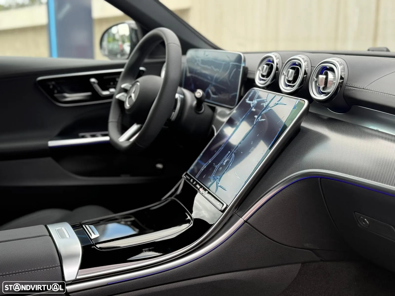 Mercedes-Benz C 300 de AMG Line - 18