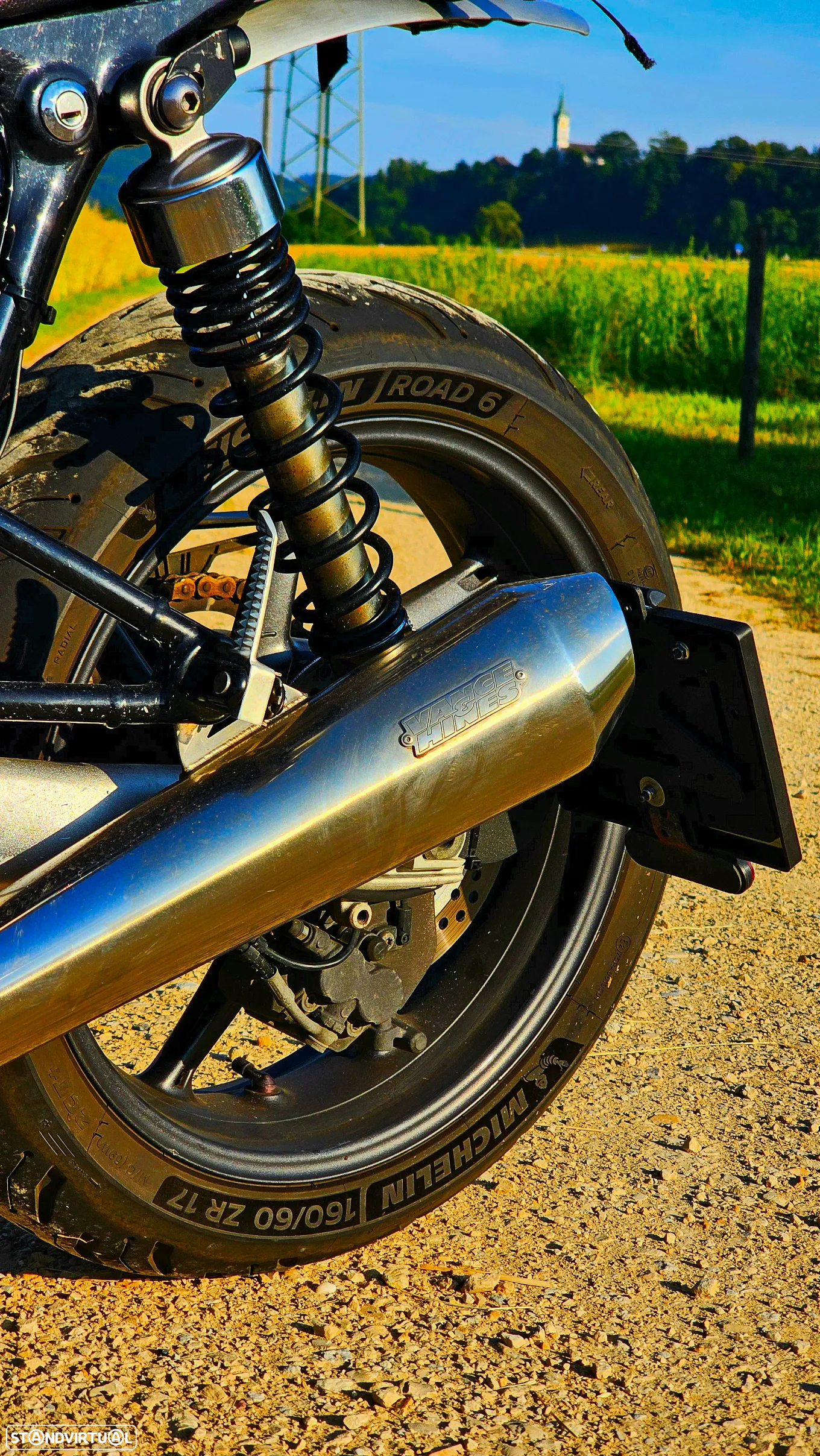 Triumph Speed Twin - 9