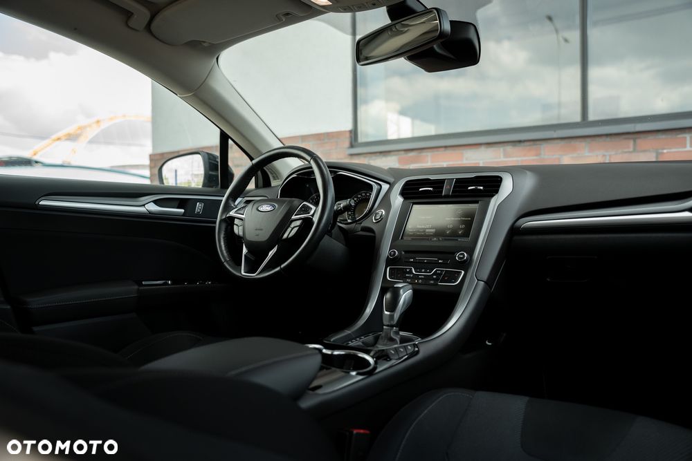 Ford Mondeo 2.0 TDCi Titanium PowerShift - 29