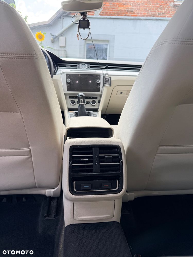 Volkswagen Passat 1.4 TSI BMT ACT Comfortline - 20