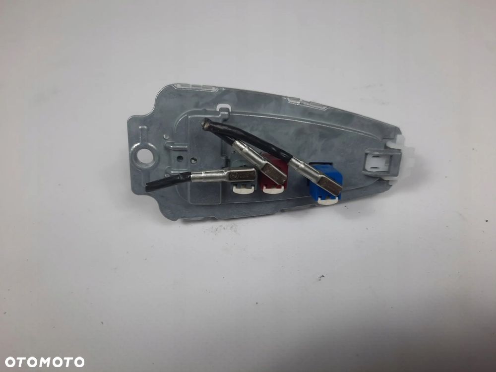 bmw e90 e91 e84 e70 F10 antena dachowa GPS - 7