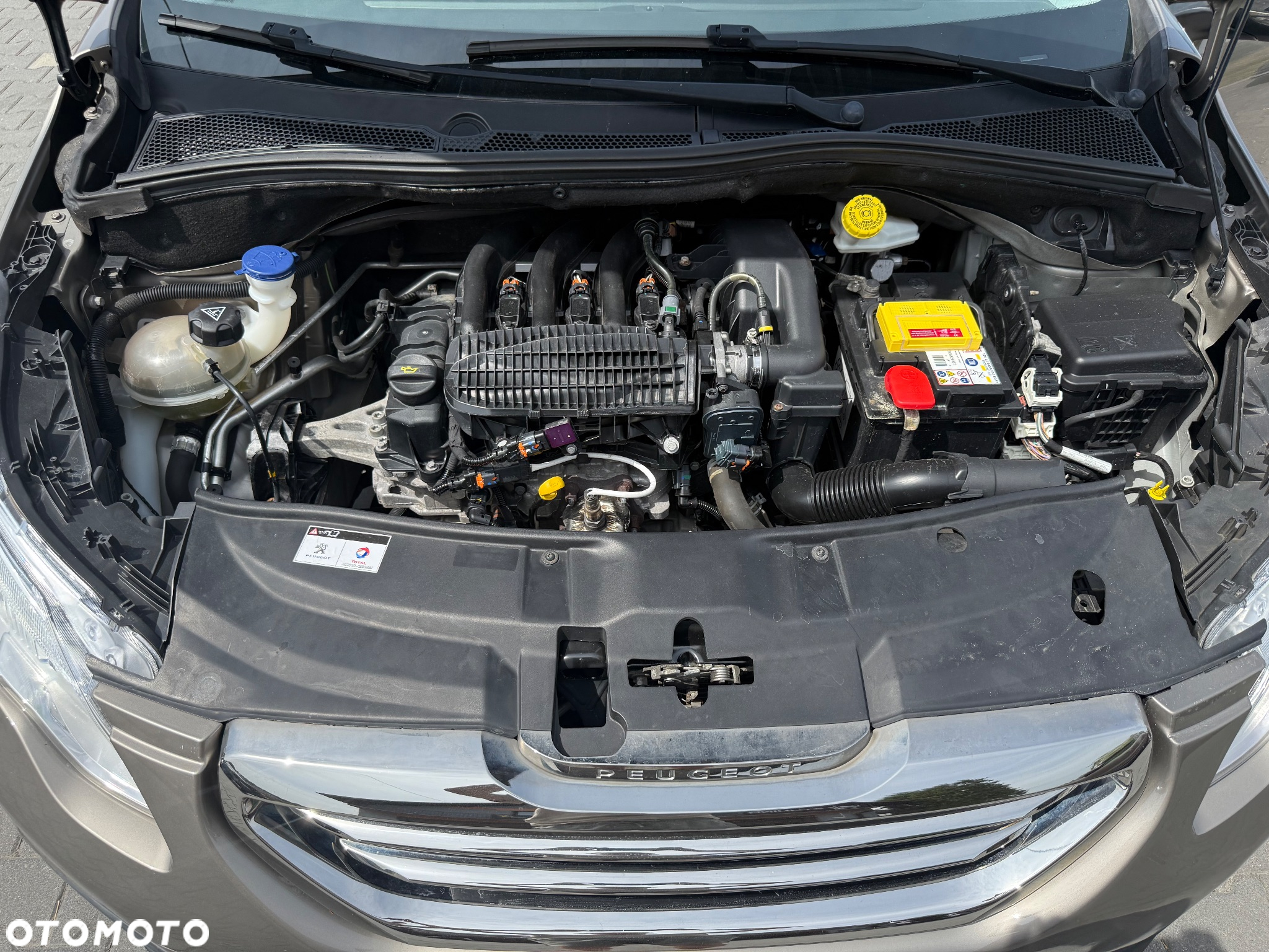Peugeot 2008 1.2 Pure Tech Access EU6 - 39
