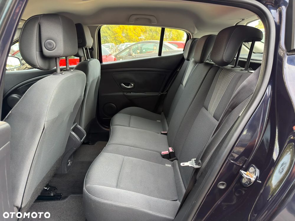 Renault Megane 1.6 16V Alize - 22