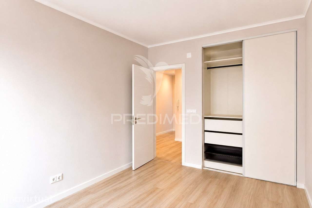 Apartamento T2 Remodelado - Grande imagem: 5/29
