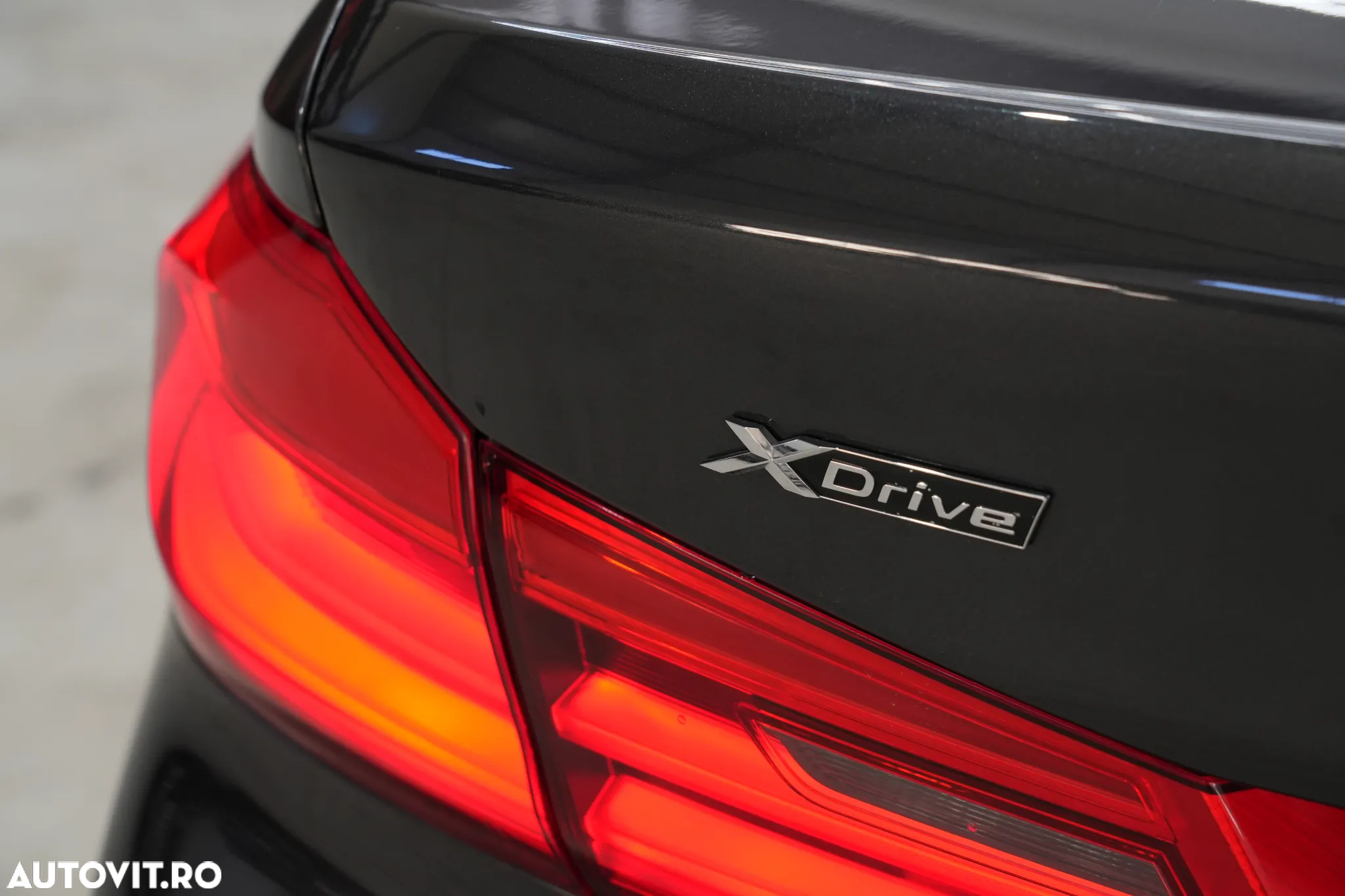 BMW Seria 5 530i xDrive Aut. Luxury Line - 23