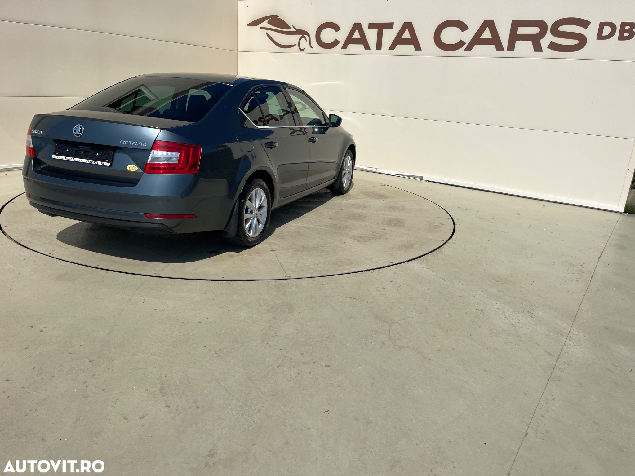Skoda Octavia 1.8 TSI DSG Style - 15