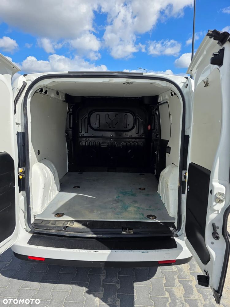 Fiat Doblo 1.3 16V Multijet Emotion - 8