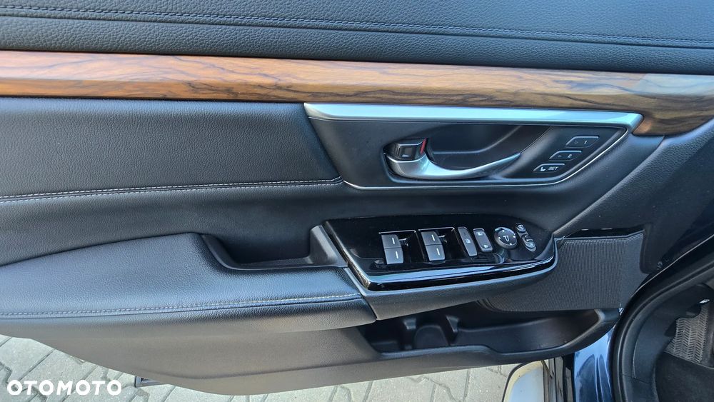 Honda CR-V 1.5T 4WD Executive - 18