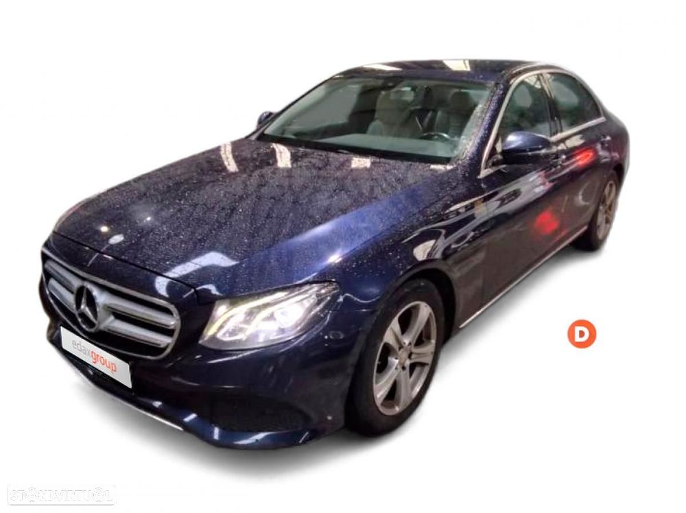 Mercedes-Benz E 220 - 1