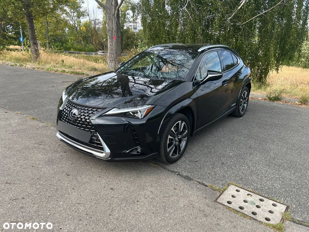 Lexus UX - 3