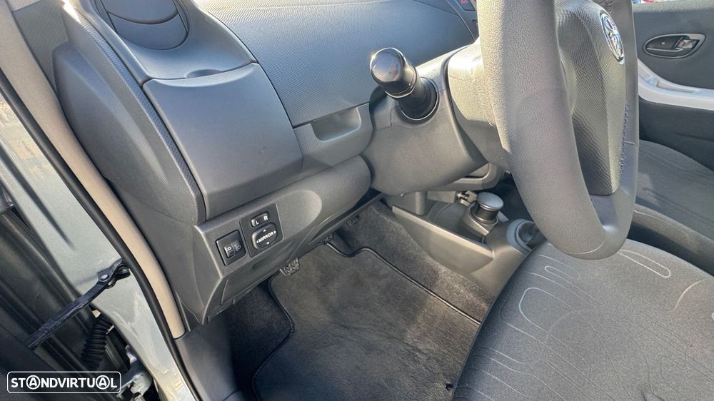 Toyota Yaris 1.0 VVT-i Comfort+AC - 16