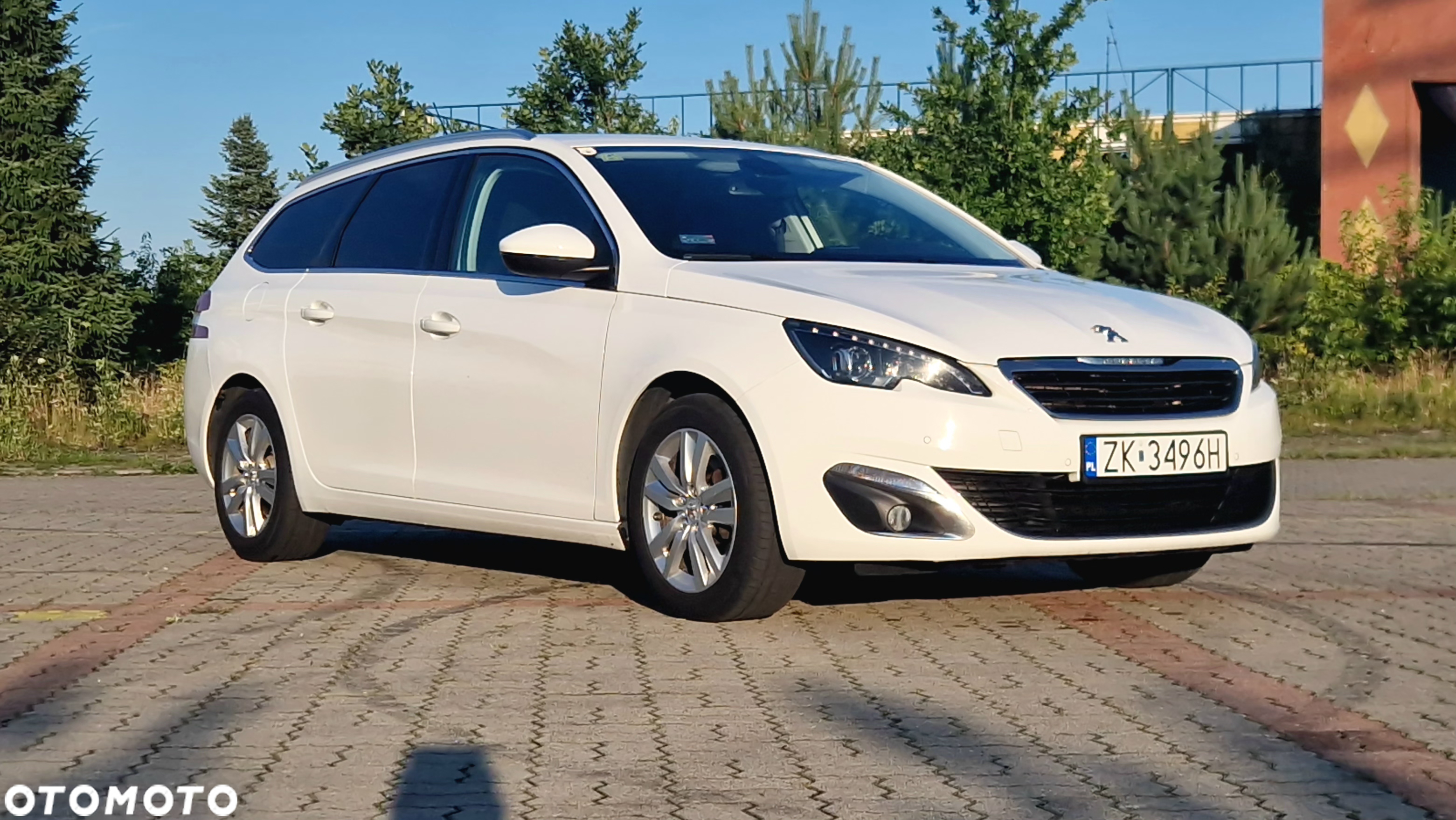 Peugeot 308 SW BlueHDi 120 Stop & Start Allure - 4