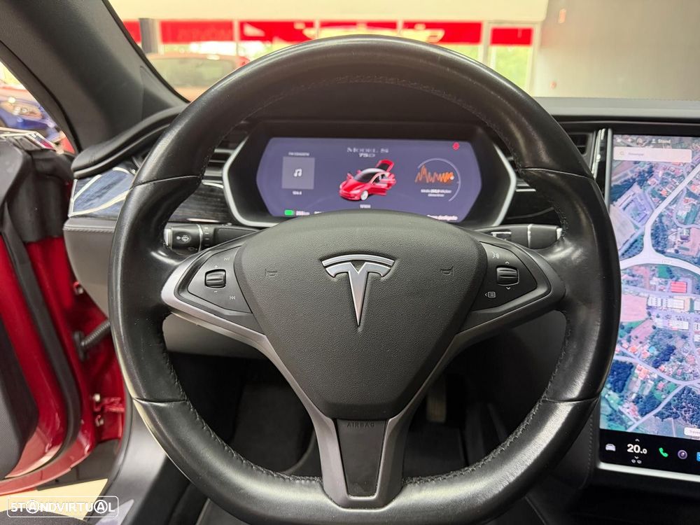 Tesla Model S 75D - 22