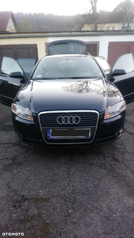 Audi A4 - 1