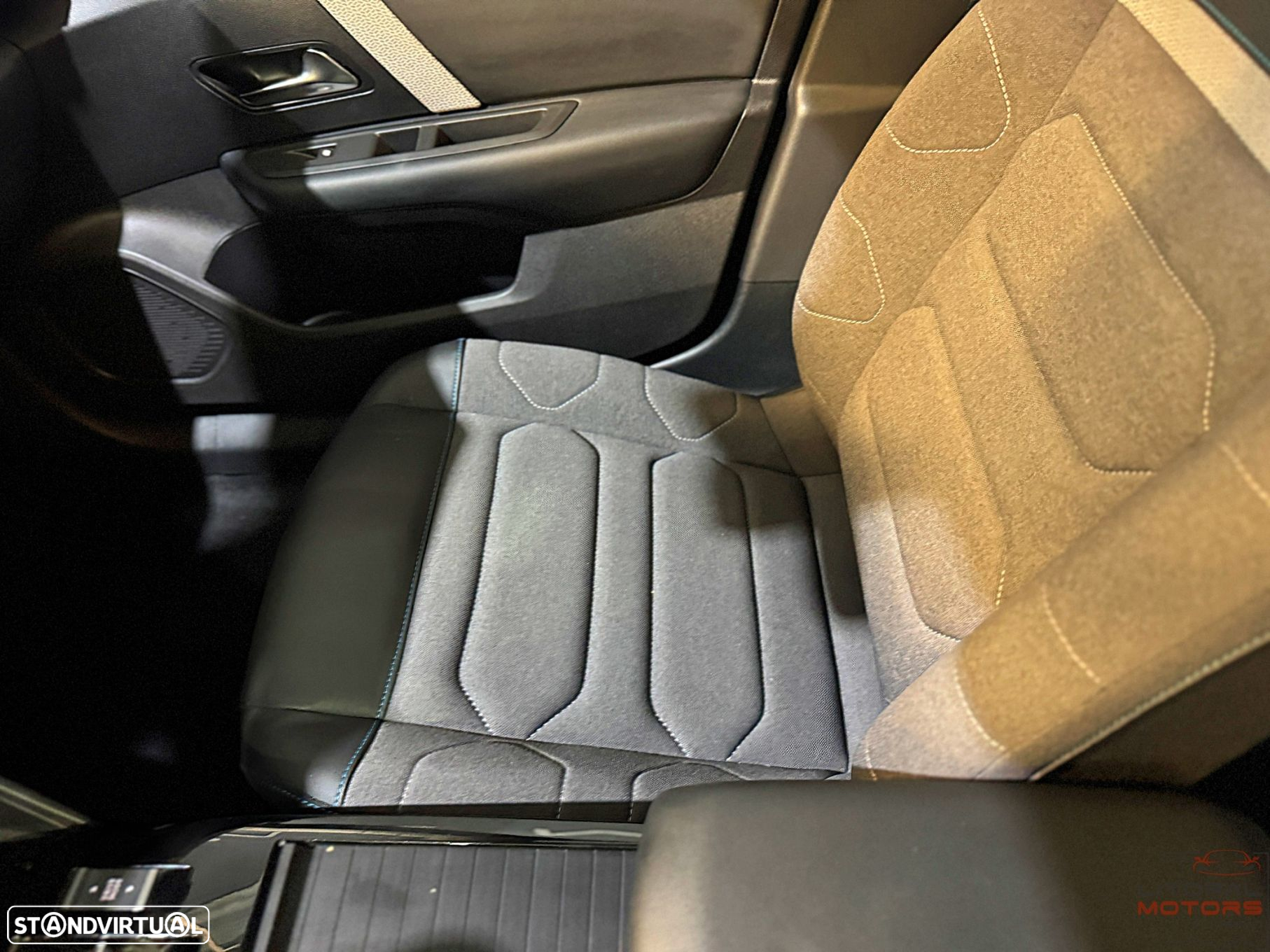 Citroën C4 1.2 PureTech Plus EAT8 - 20