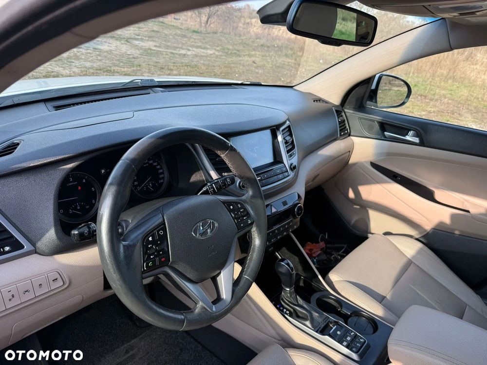 Hyundai Tucson - 10