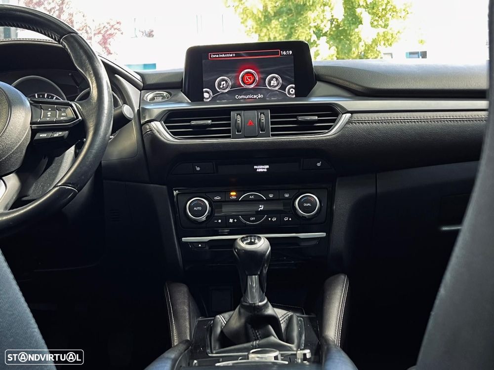 Mazda 6 M6 2.2 SKY-D Excellence Navi - 21