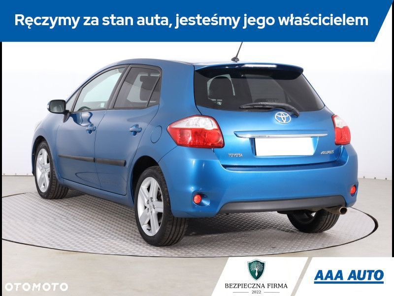 Toyota Auris - 5