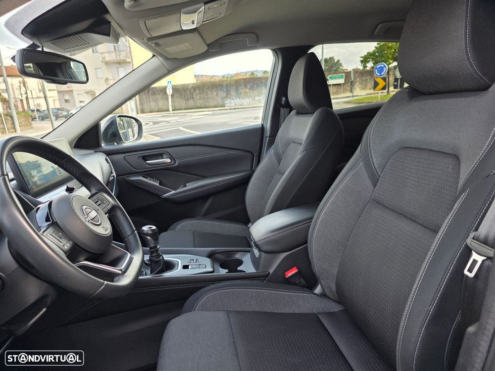 Nissan Qashqai 1.3 DIG-T N-Connecta - 27