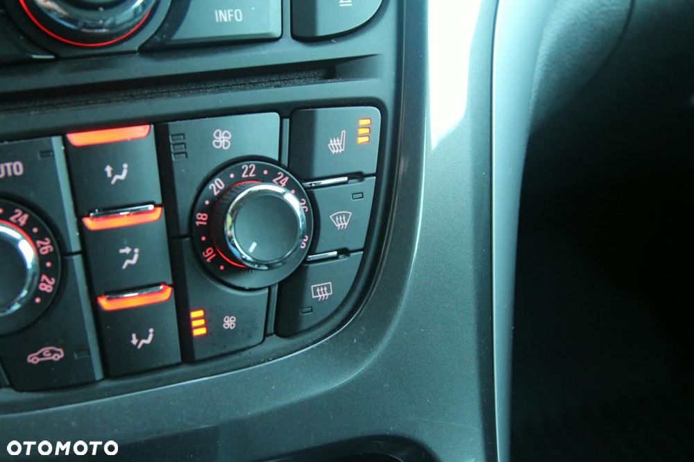 Opel Astra - 20
