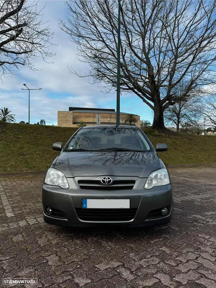 Toyota Corolla 1.4 D-4D Sol - 2