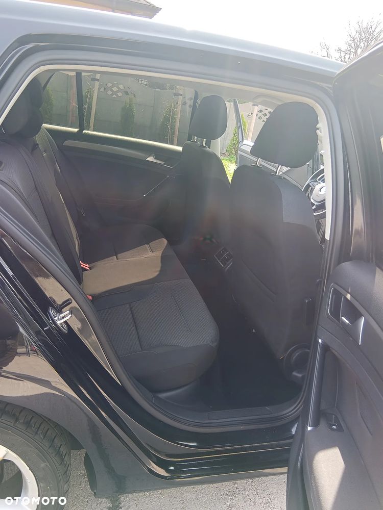 Volkswagen Golf 1.6 TDI DPF BlueMotion Technology DSG Trendline - 8