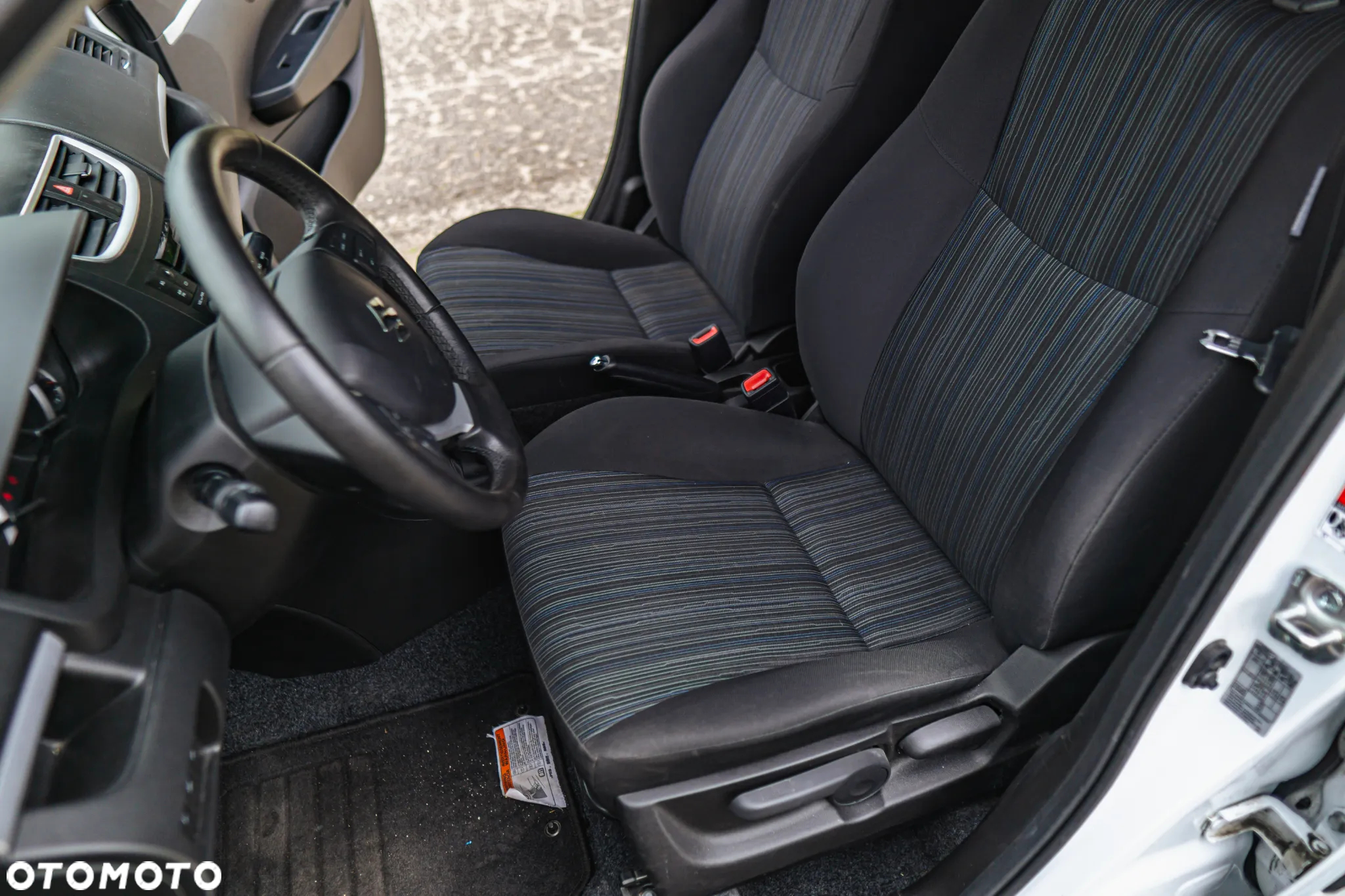 Suzuki Swift 1.2 Dualjet Comfort - 21