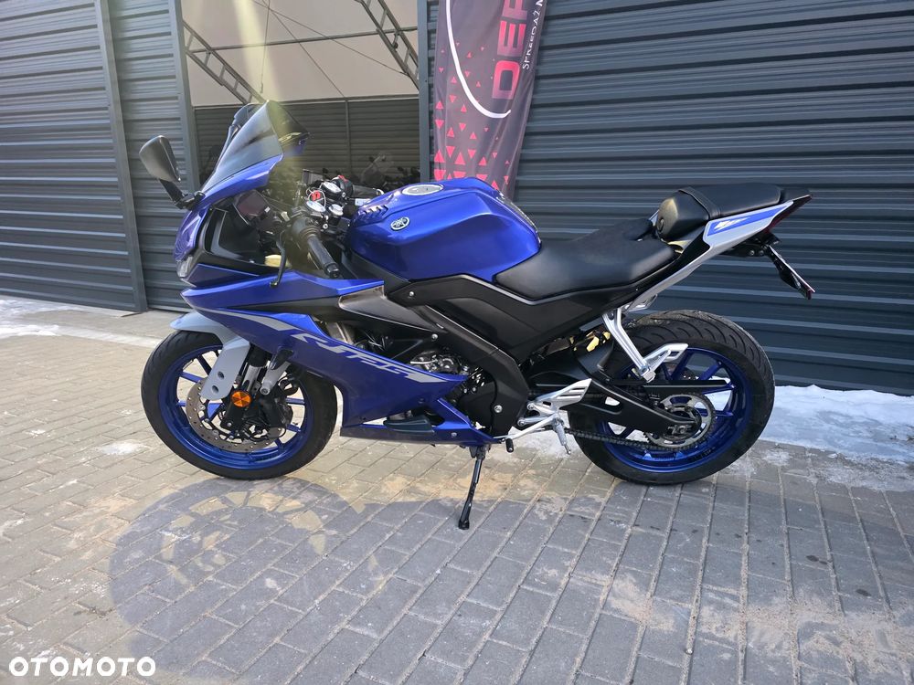Yamaha YZF - 10